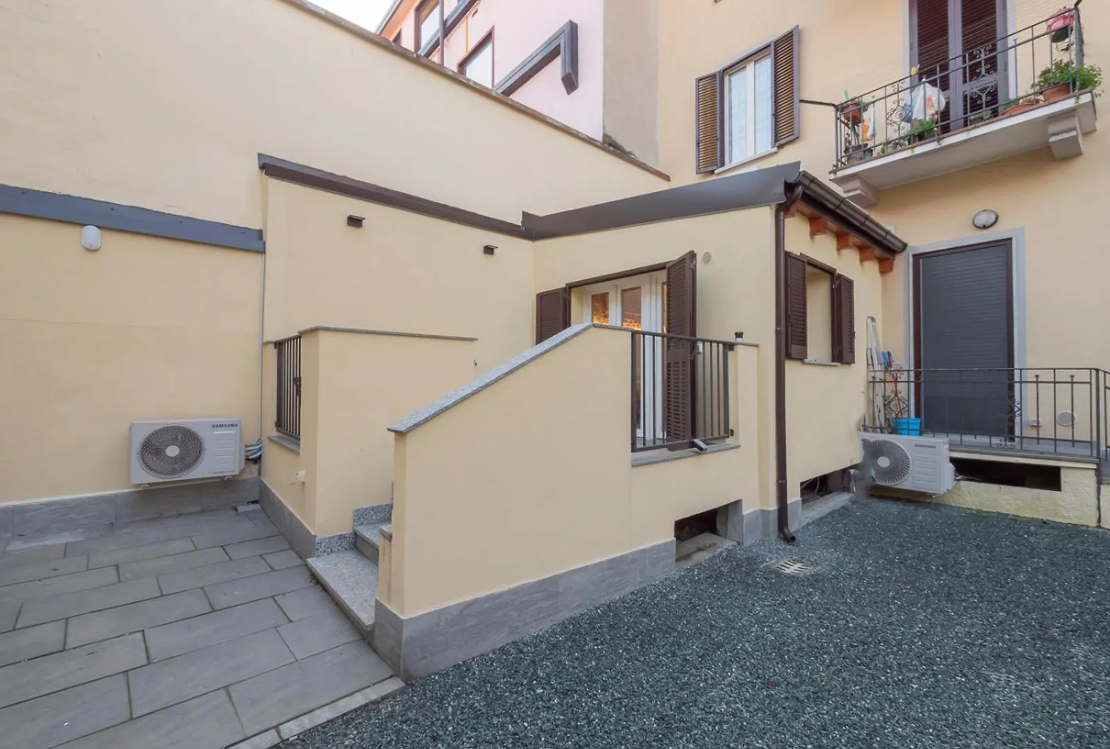 Luxury Apartment - Flumendosa 5 Milan 0*,  Italy